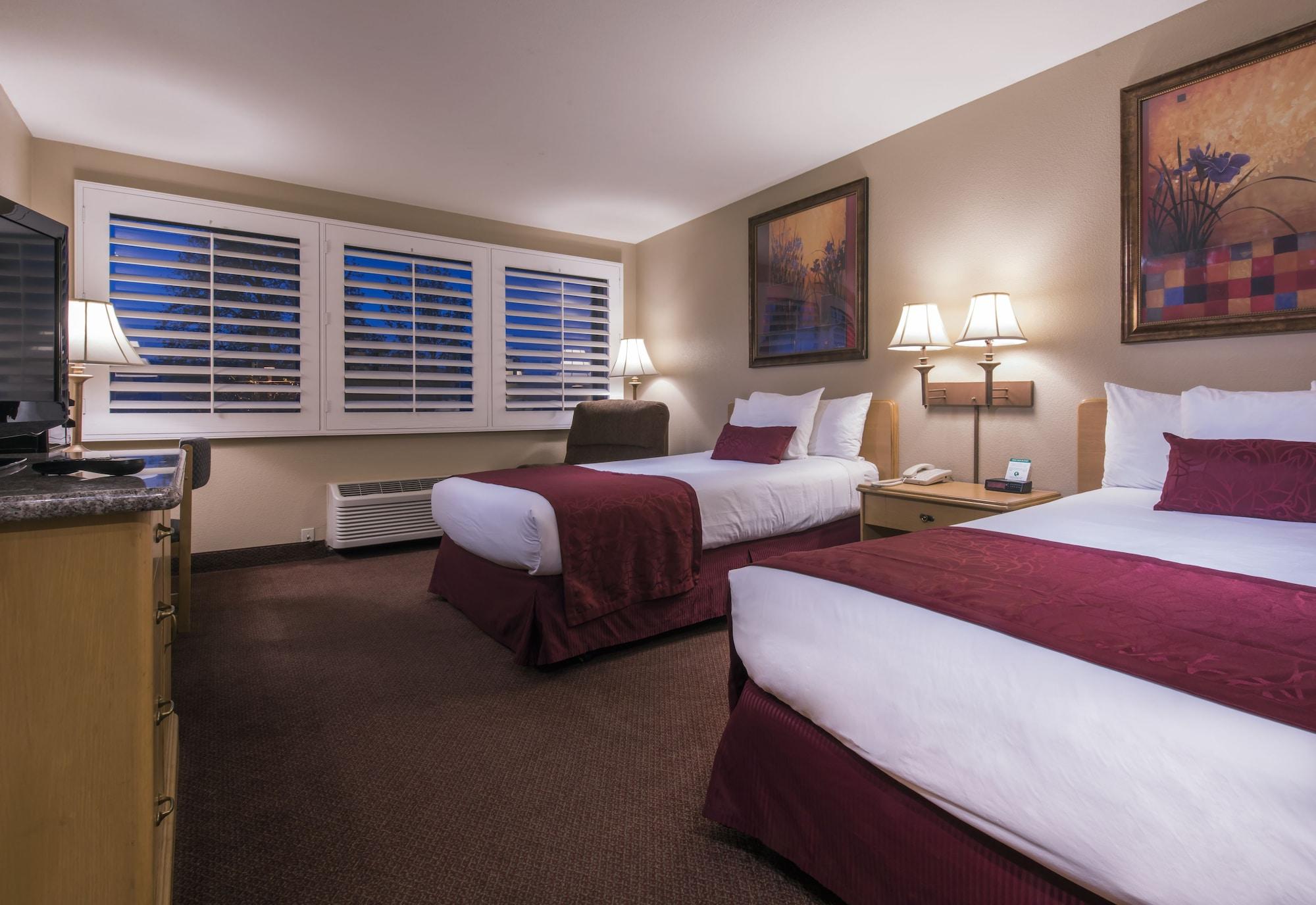 Grand Vista Hotel Simi Valley Exterior photo